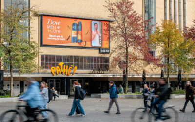 Displayce DOOH campaign for Dove with Tiktok